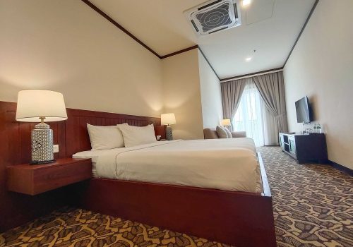 filter: 0; fileterIntensity: 0.0; filterMask: 0; module:1facing:0; 
hw-remosaic: 0; 
touch: (0.25925925, 0.25925925); 
modeInfo: ; 
sceneMode: Hdr; 
cct_value: 3487; 
AI_Scene: (-1, -1); 
aec_lux: 226.44553; 
hist255: 0.0; 
hist252~255: 0.0; 
hist0~15: 0.0;